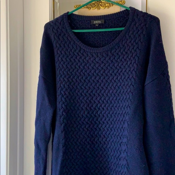 NWOT Aritzia Babaton cable knit merino sweater